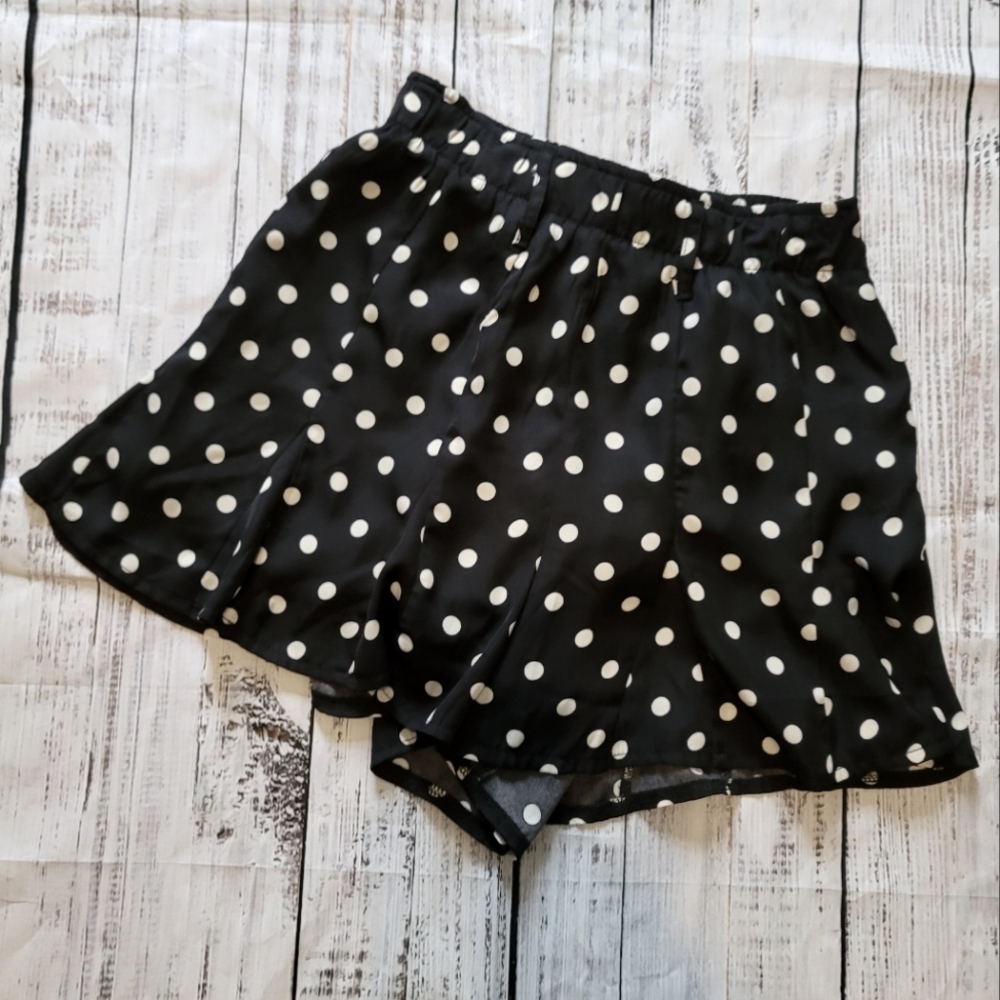 Etophe Studios Black Shorts White Polka Dots